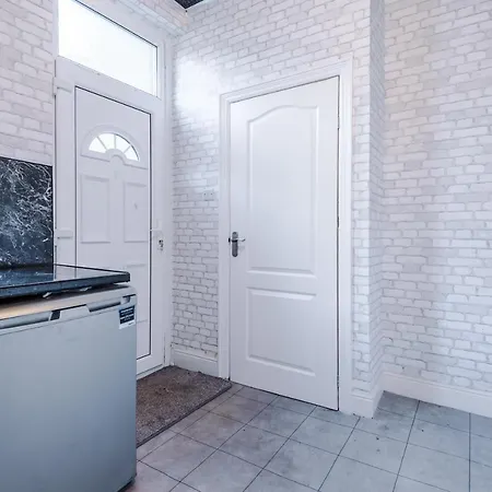 Lovely 3 Bed - Bradford Holiday home *